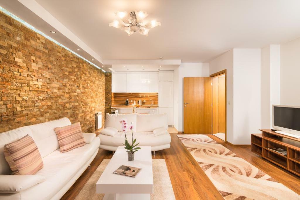 Nice And Cozy Flat In The Center Sofia Exterior foto